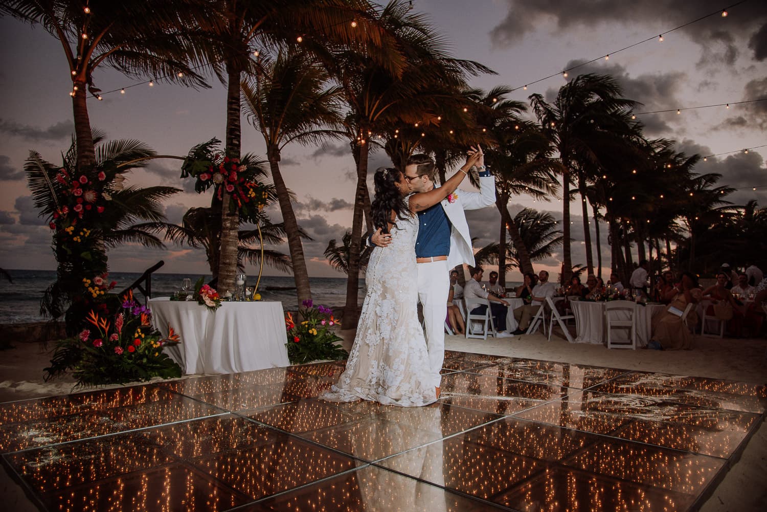 Fotografía de boda en Cancun por fotógrafo de bodas destino en México